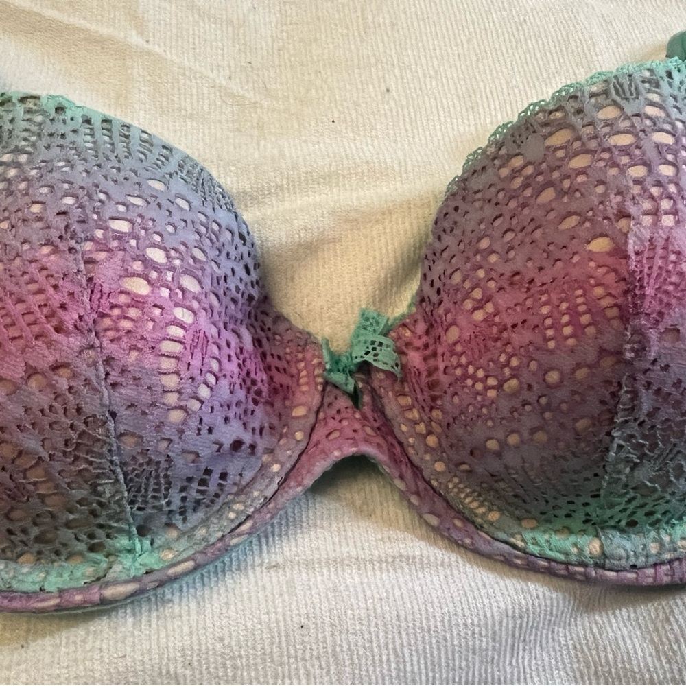 Victorias’s Secret Lined Demi 32D